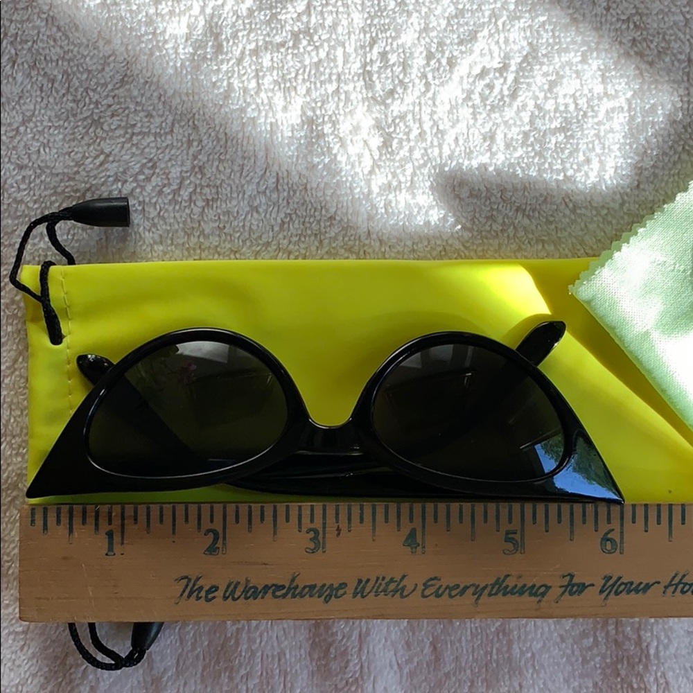 💥New💥 Leopard Cat Eye Sunglasses - Picture 5 of 6